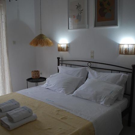 Sunset Rooms Agia Marina  エクステリア 写真