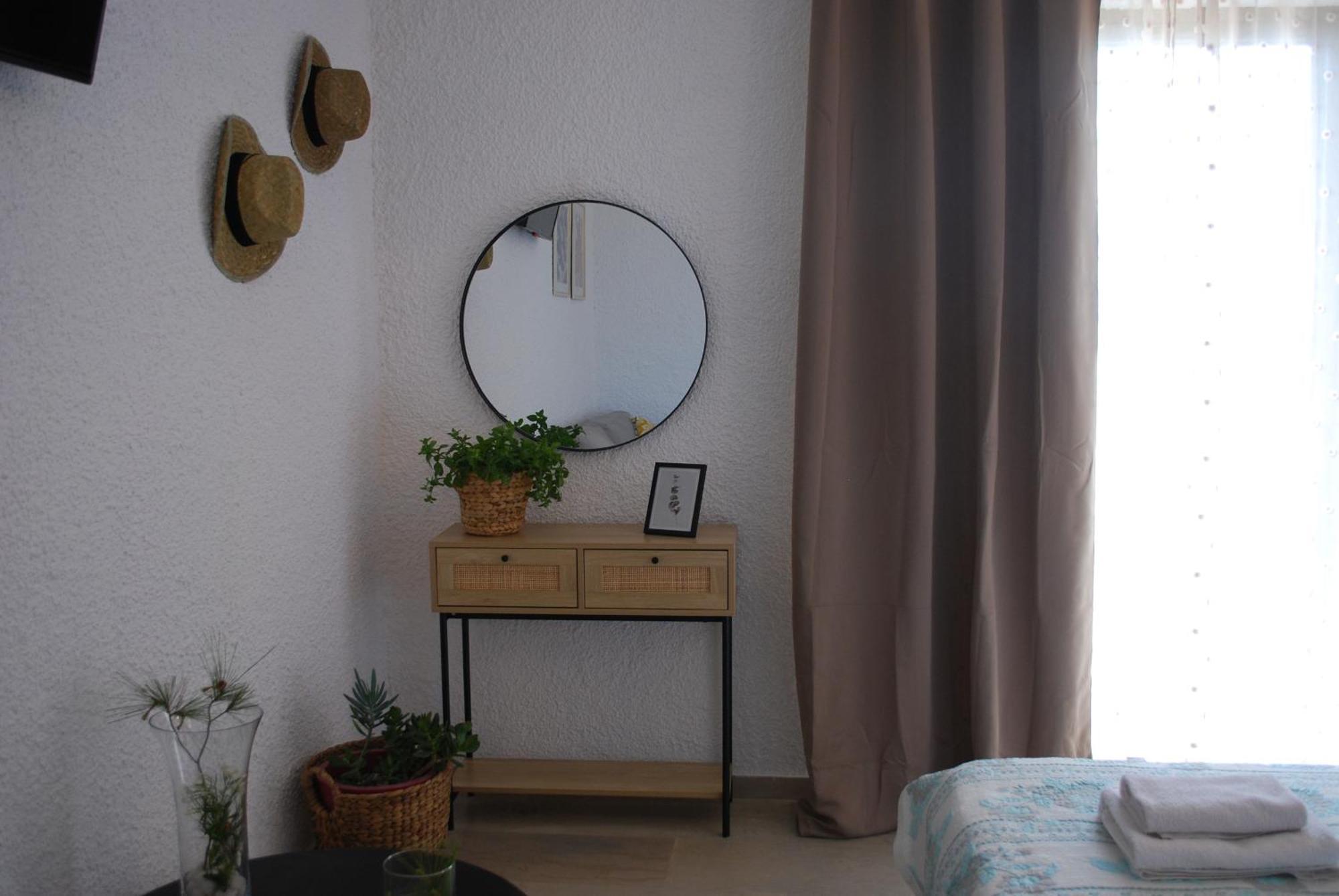Sunset Rooms Agia Marina  エクステリア 写真