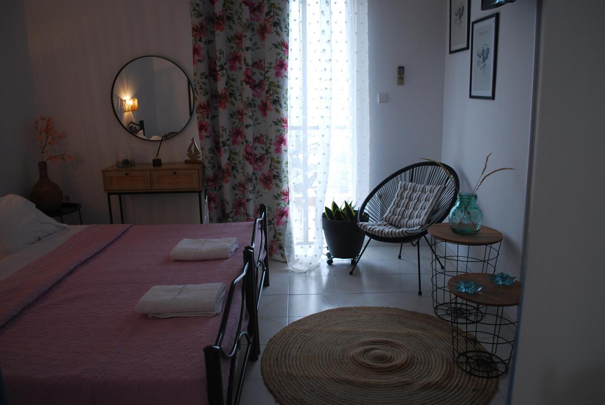 Sunset Rooms Agia Marina  エクステリア 写真